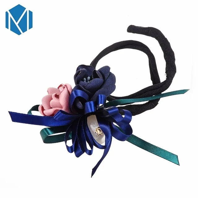 Elegant Woman Flower Donuts Twist Headband