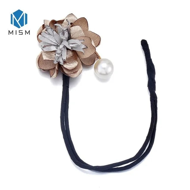 Elegant Woman Flower Donuts Twist Headband