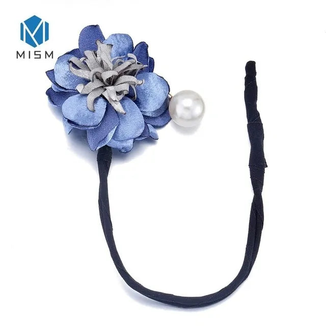 Elegant Woman Flower Donuts Twist Headband