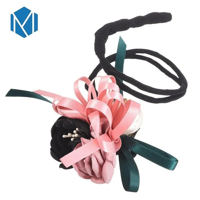 Elegant Woman Flower Donuts Twist Headband